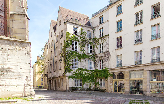 Youth hostel in Paris -MIJE Muabuisson